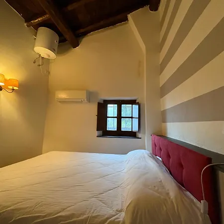 Begasti Guest House, For Trekking Lovers, Free Parking Included *