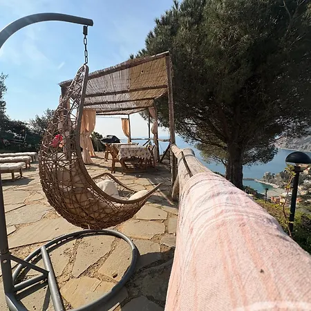 Begasti Guest House, For Trekking Lovers, Free Parking Included *