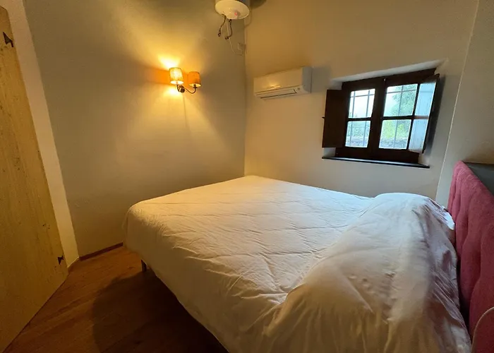 Holiday home Begasti Guest House, For Trekking Lovers *